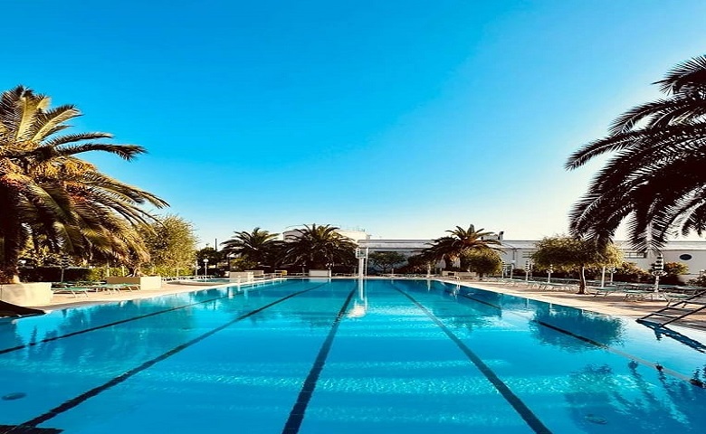 Vacanza Fronte Mare: Relax, Sole e Comfort a 4 Stelle